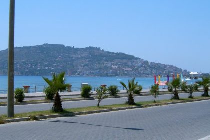 Alanya to start second stage of Atatürk Avenue overhaul on Nov. 2, renewing utilities before repaving