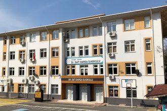 Türkiye's education ministry moves to ease school registration for foreign children
