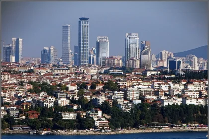 View across Istanbul toward the Ataşehir skyline