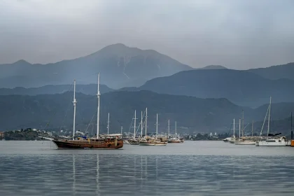 Fethiye tourism traders offered free transport to Antalya Tourism Fair, 26-28 October