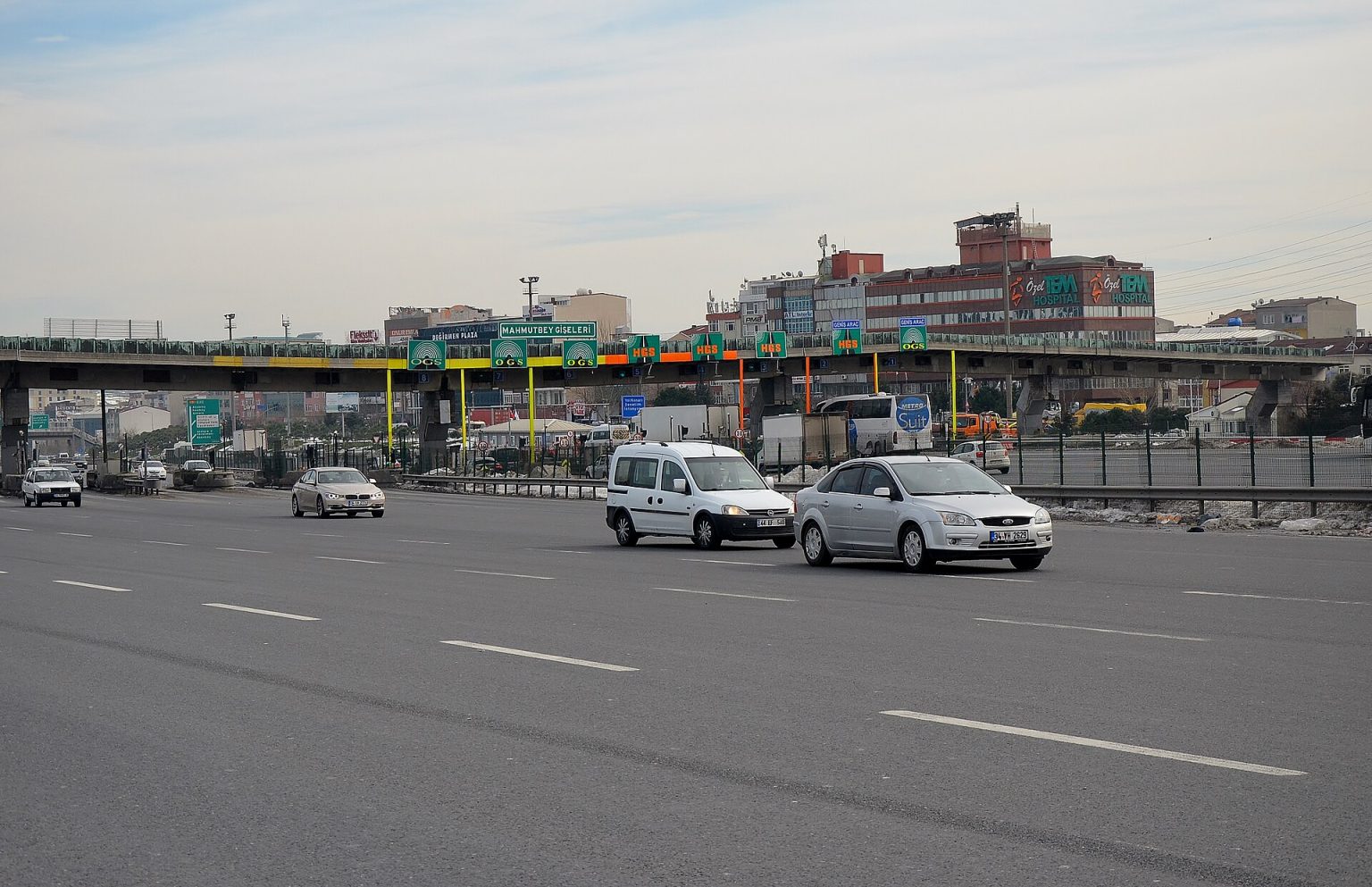 Mahmutbey toll plaza on the O-3 motorway in Istanbul