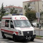 Narrow streets and illegal parking slow Istanbul ambulances in historic districts, chief physician says