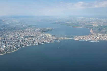 Istanbul estate agents push for curbs on office-less brokers ahead of chamber vote