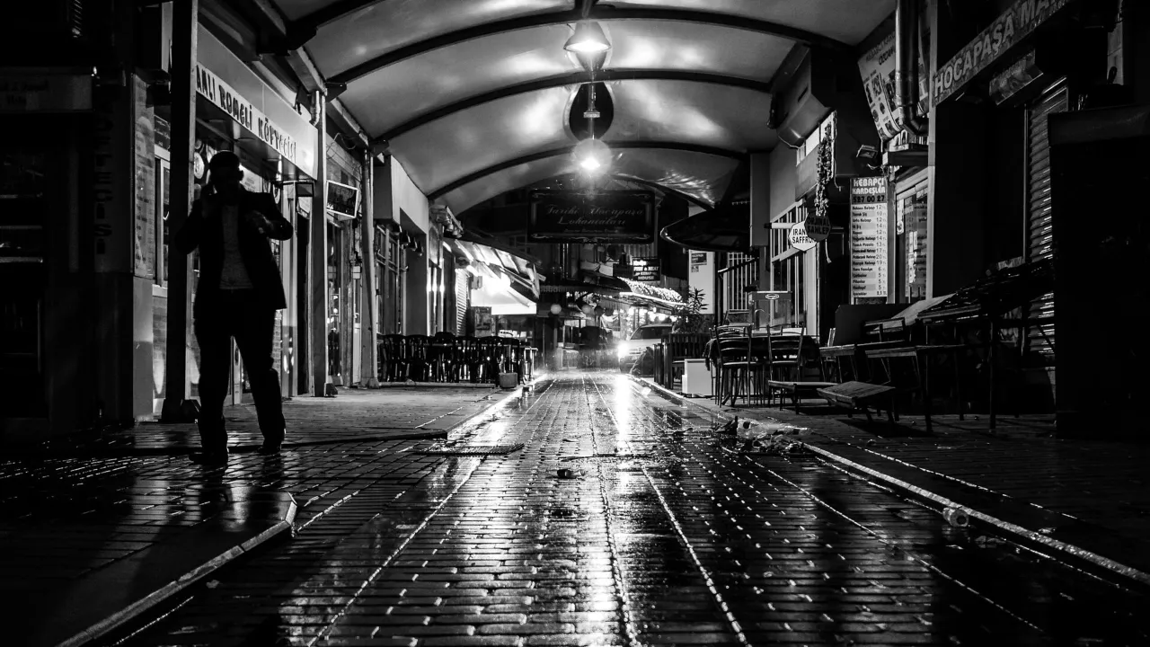 Istanbul rain: İDO and BUDO cancel ferries, roads flood in Tuzla and Pendik