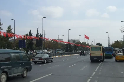 Istanbul postpones Republic Day parade on Vatan Caddesi because of rain