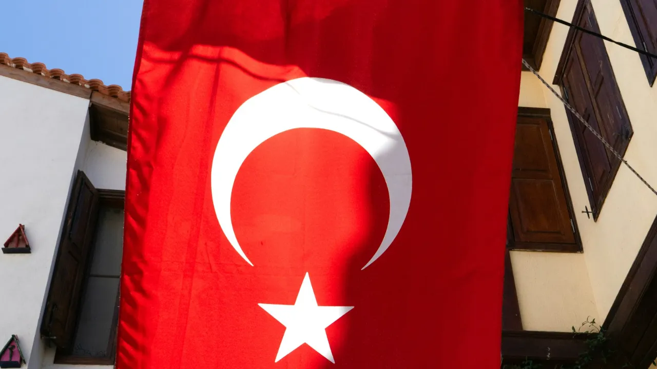 Istanbul closes Vatan Avenue and D-100 sections for Republic Day parade on 24 and 29 October