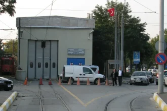 Kadıköy–Moda nostalgic tram to close for track renewal, electric vehicles to fill gap