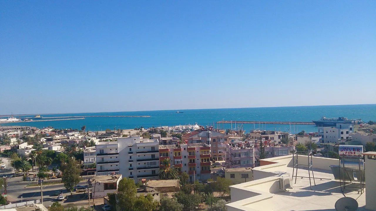 Mersin floods: streams overflow in Silifke, Taşucu streets and strawberry greenhouses under water