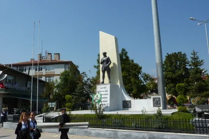 Rain moves Republic Day celebrations indoors in Thrace and Mersin; Kocaeli cancels torchlight parade