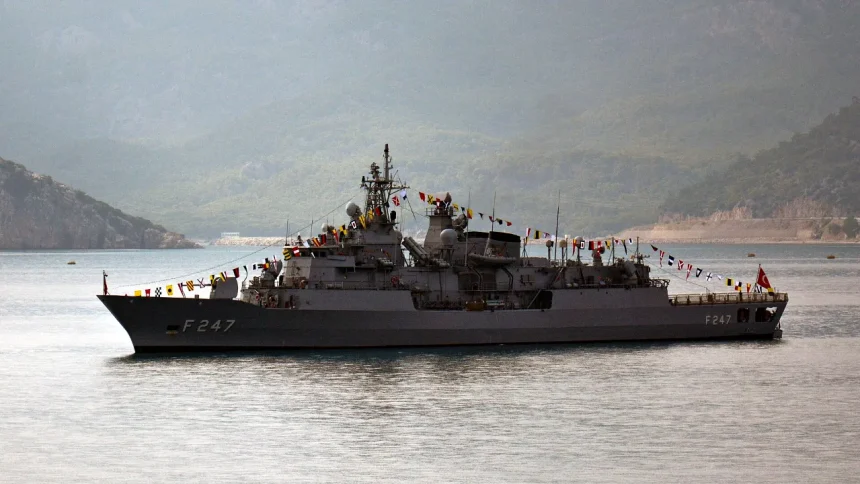 Navy opens 29 ships to visitors in 29 ports for Republic Day, including Bodrum, Marmaris, Fethiye and Antalya