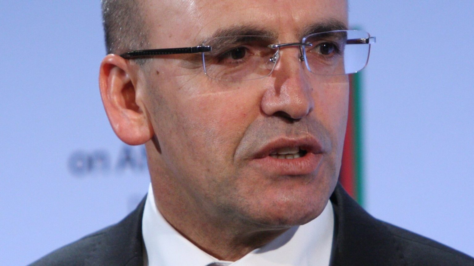 Turkey's Minister of Finance Mehmet Simsek (15943285911) (cropped)
