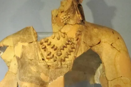 Excavations at İzmir's Bayraklı mound reach third millennium BC layers of ancient Smyrna