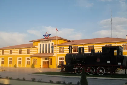 Türkiye's TÜRASAŞ to build 100 container wagons for Tanzania in Sivas
