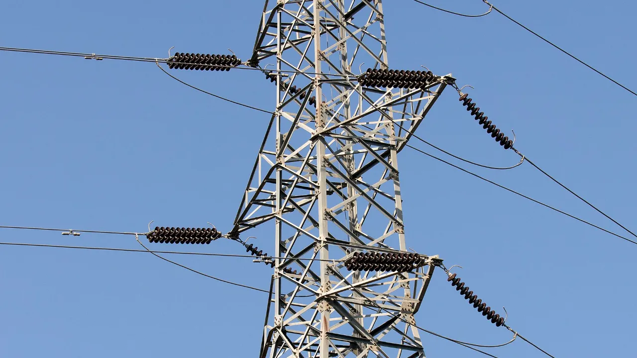 Turkey cuts household electricity subsidy limit to 3,000 kWh a year from 2027, affecting 6.5 million homes