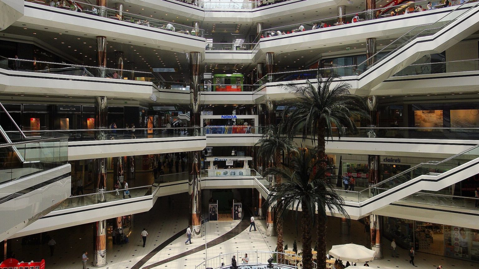 Türkiye gives trade ministry power to set installment limits on retail sales of goods and services