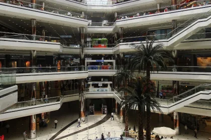 Türkiye gives trade ministry power to set installment limits on retail sales of goods and services