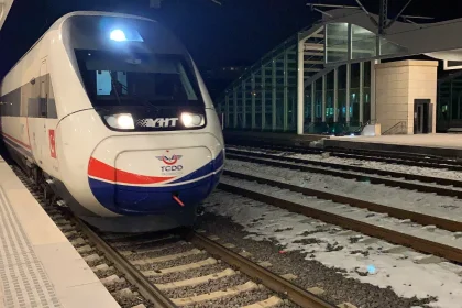 Yerköy–Kayseri high-speed line passes halfway, set to cut Ankara–Kayseri to 1h45
